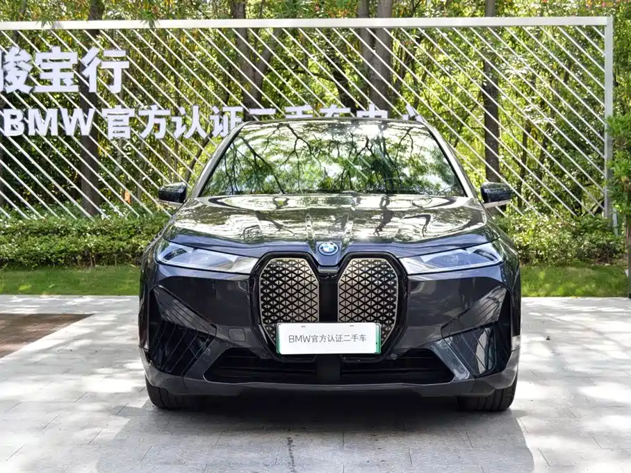 BMW iX 2022 xDrive40 фото 4