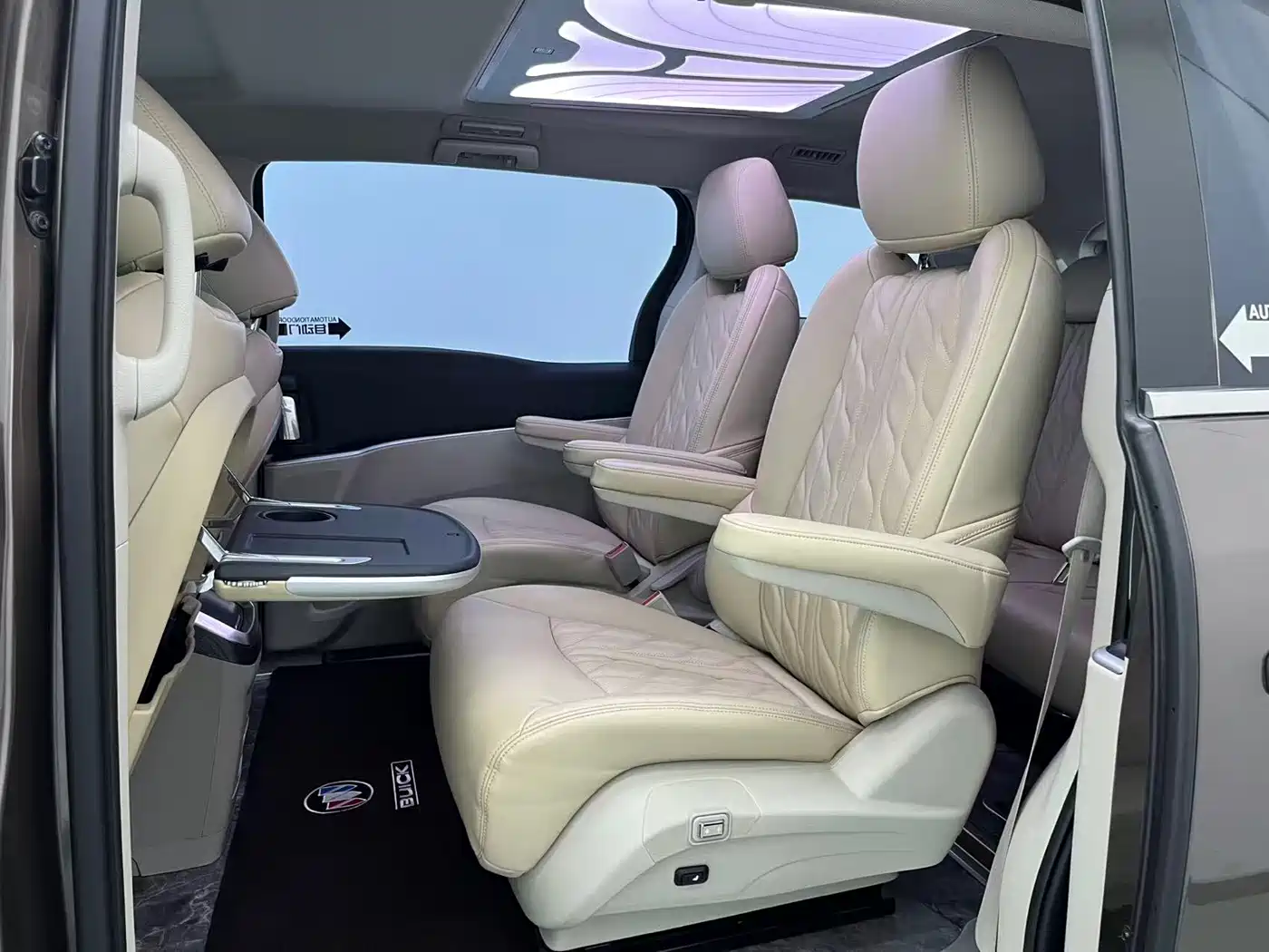 Buick GL8 2023 Model Land Business Class Comfort фото 8
