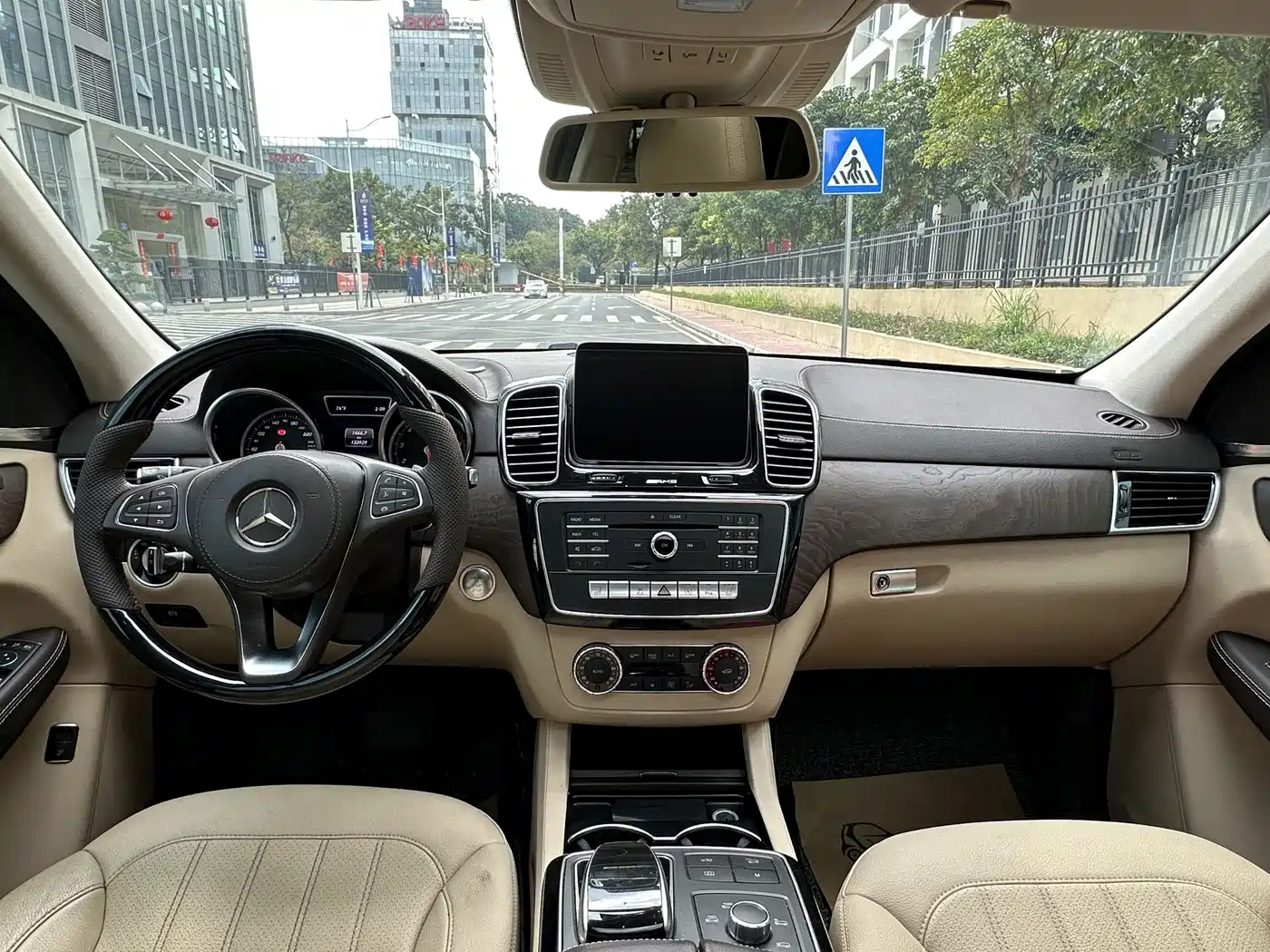 Mercedes-Benz GLS 2017 GLS 400 4MATIC Luxury фото 3