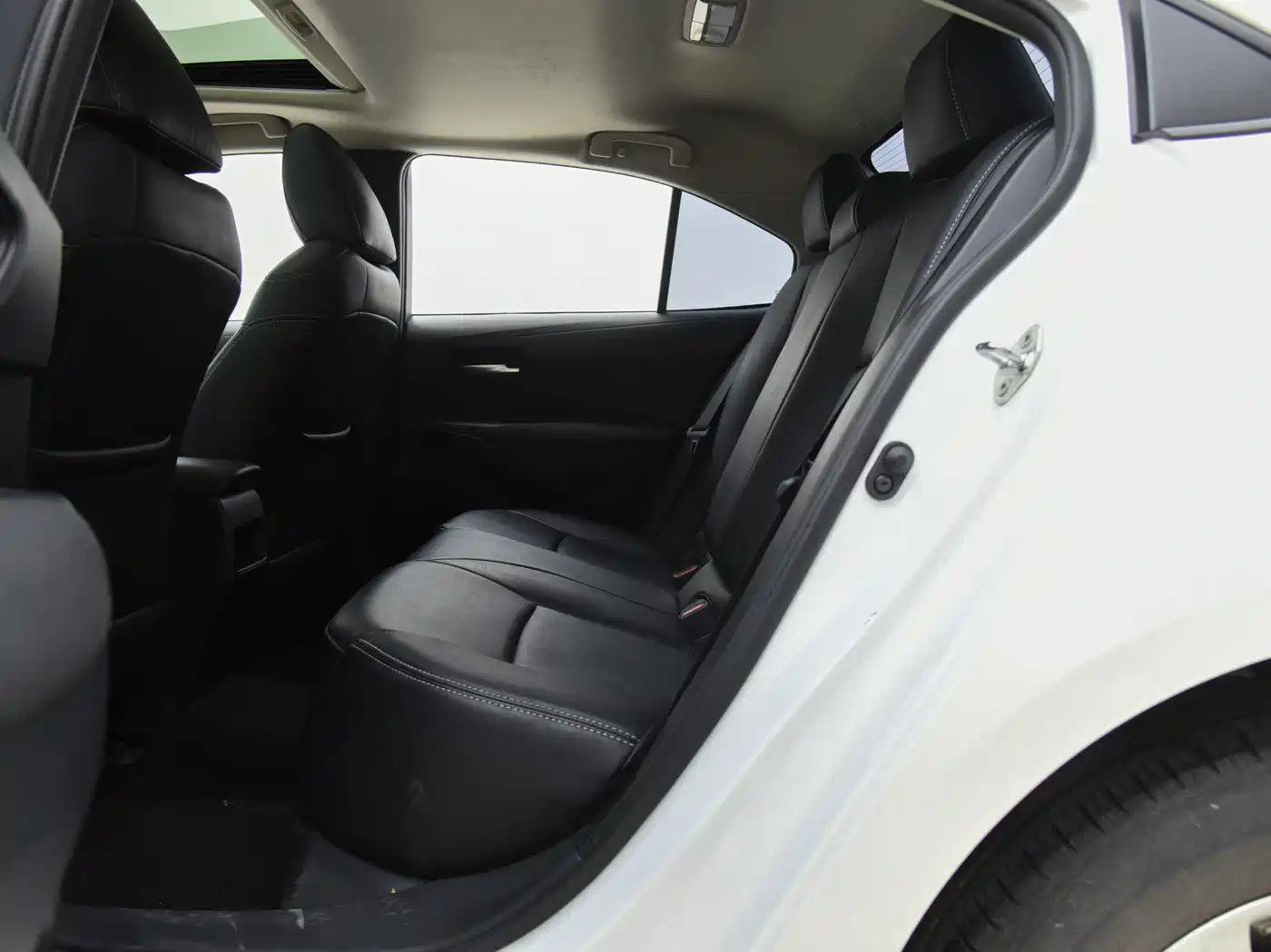 Toyota Corolla 2021 1.2T S-CVT Elite Edition фото 7