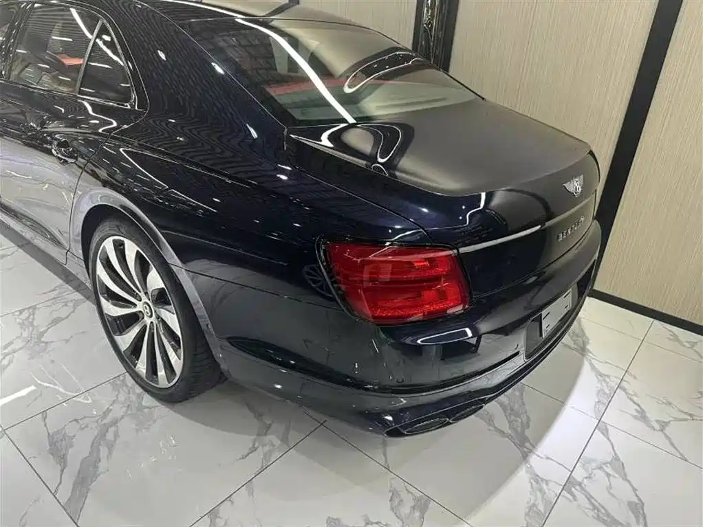 Bentley Flying Spur 2024 2024 4.0T V8 Elegance Edition