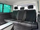 Photo 16 - Volkswagen Multivan