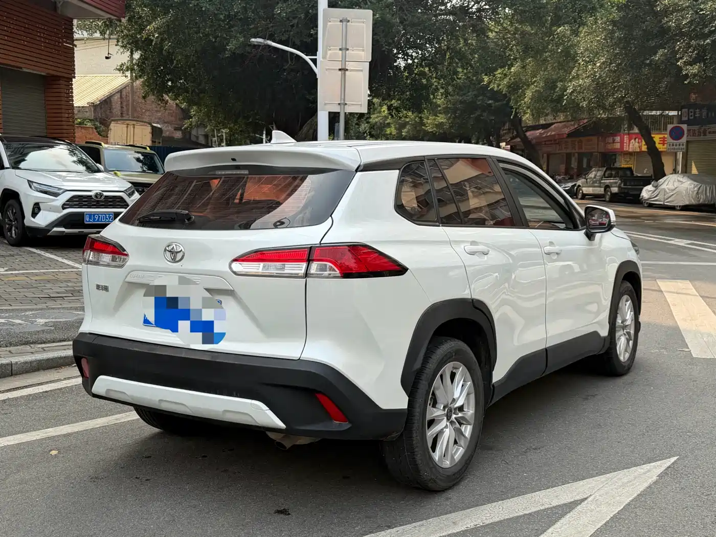 Toyota Corolla Cross 2023 2.0L Pioneer Edition фото 6