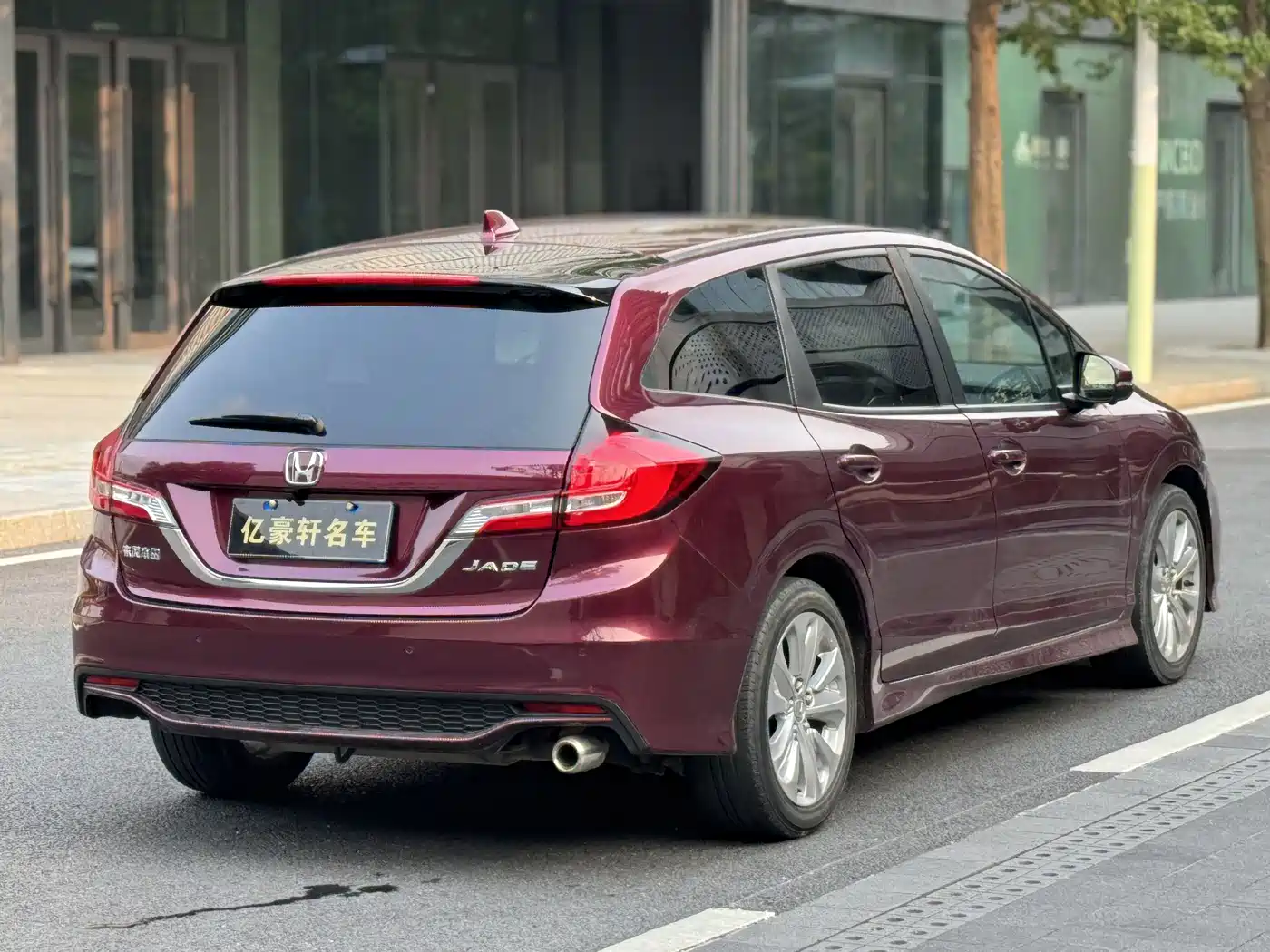Honda Jade 2019 2017 1.8L Automatic Comfort Edition 5-seater