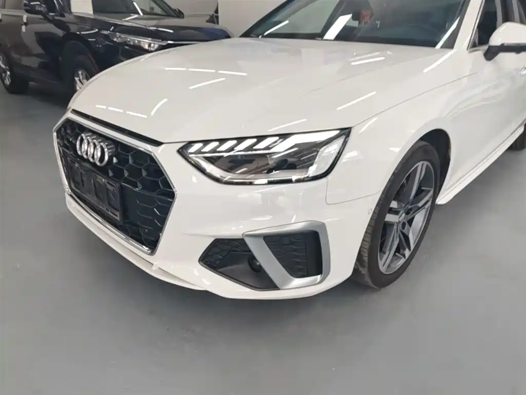 Audi A4L 2020 40 TFSI Luxury Dynamic фото 24