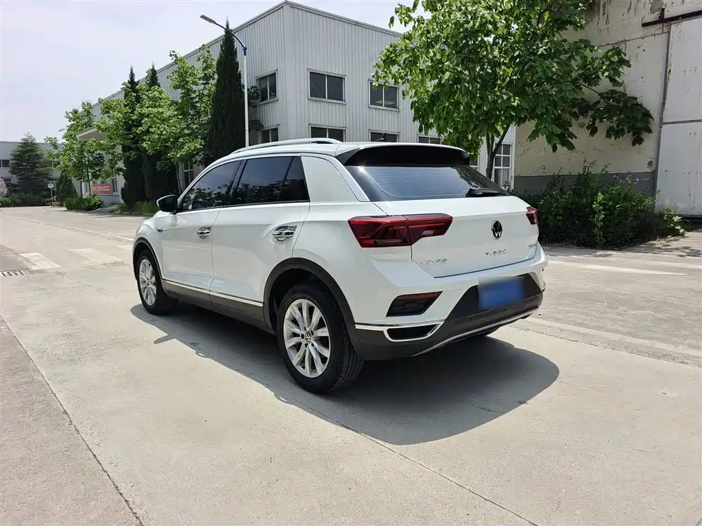 VOLKSWAGEN T-ROC EXPLORING SONGS