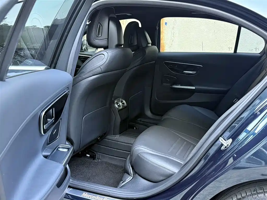 Mercedes-Benz C-Class 2022 Facelift C 260 L Sport фото 6