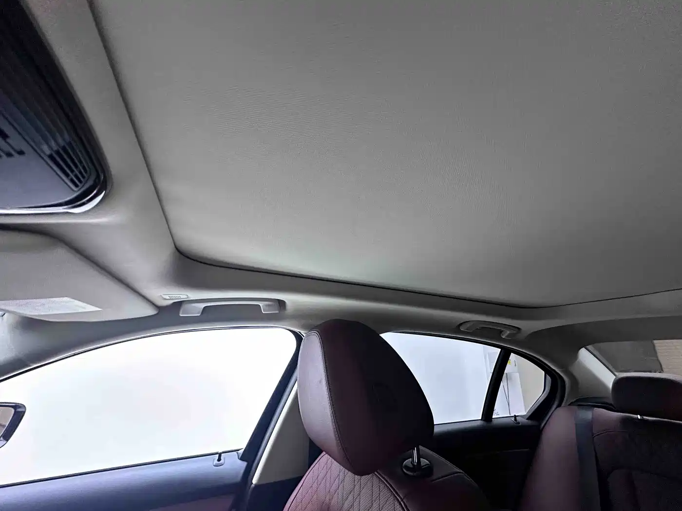 BMW 3 Series 2023 320Li M Sport Package фото 16