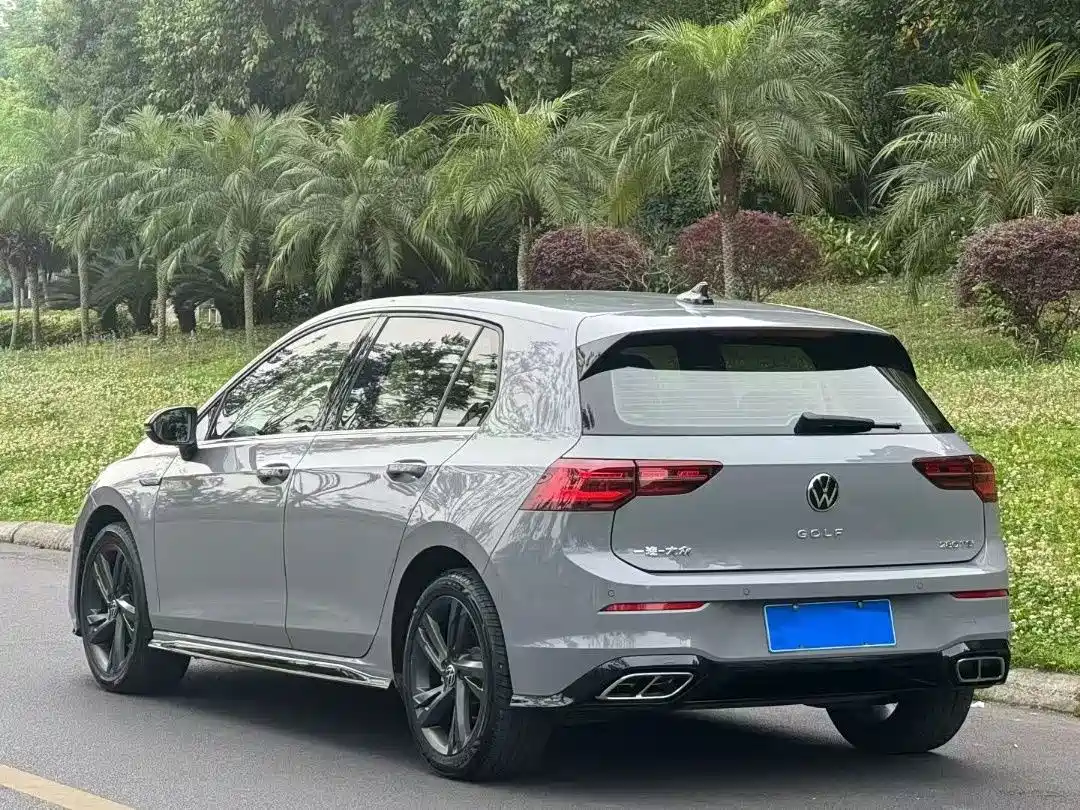 Volkswagen Golf 2021 280TSI DSG R-Line фото 9
