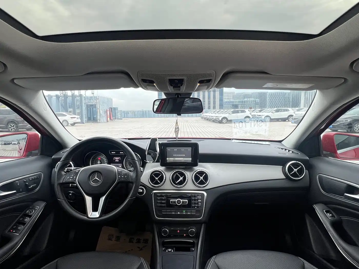 Mercedes-Benz GLA 2015 GLA 200 Dynamic фото 7