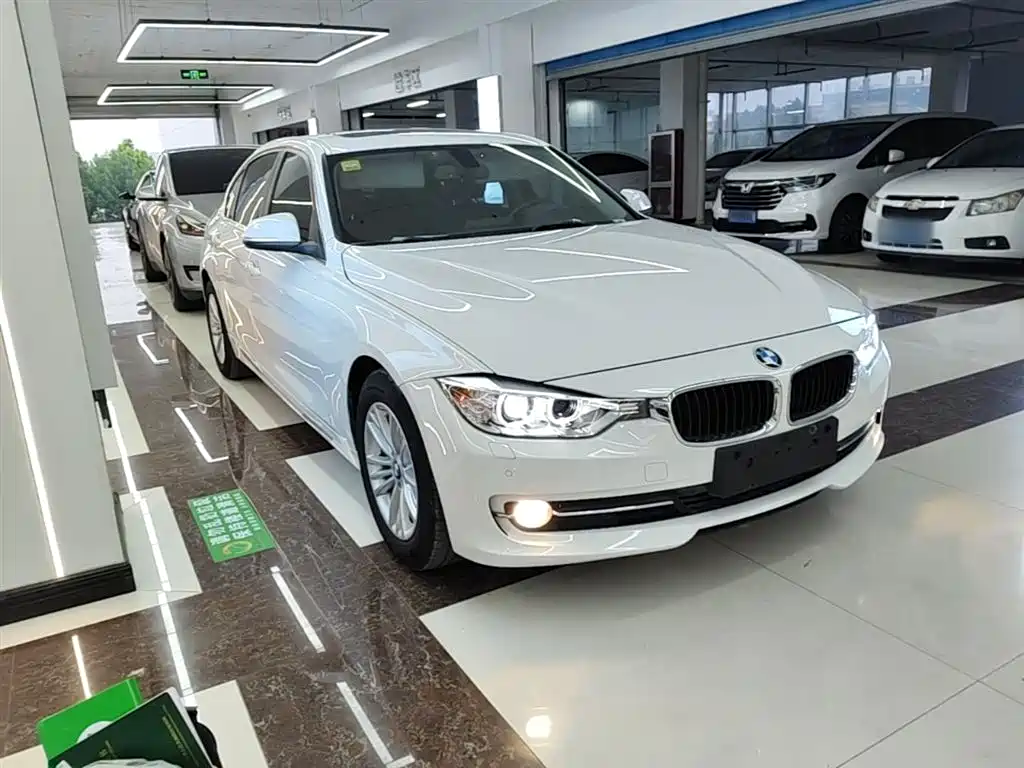 BMW 3 Series 2015 320Li Super Joy Fashion фото 4