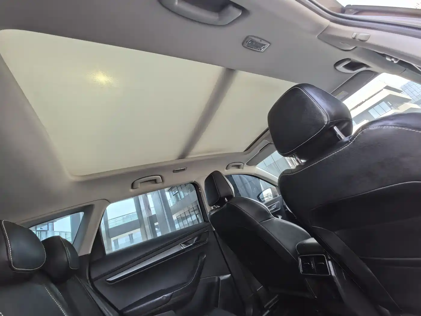 Škoda Karoq 2018 TSI280 Luxury Edition China V фото 26