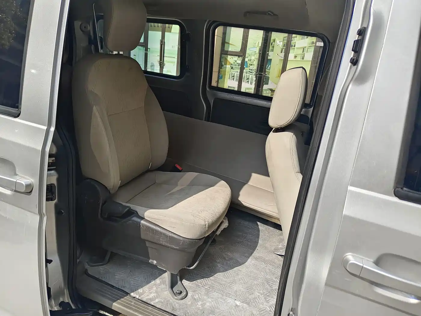 Wuling Motors Wuling Rongguang V 2020 2019 1.5L Standard China VI LAR