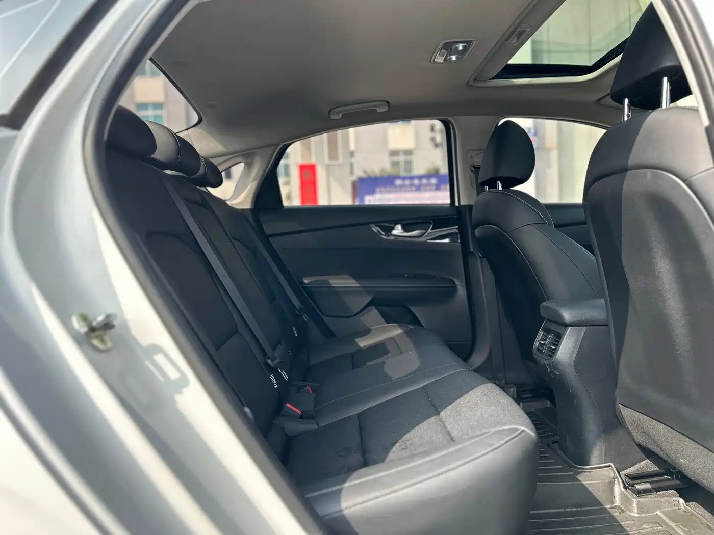 Kia K3 2021 1.5L CVT Fashion Edition фото 21