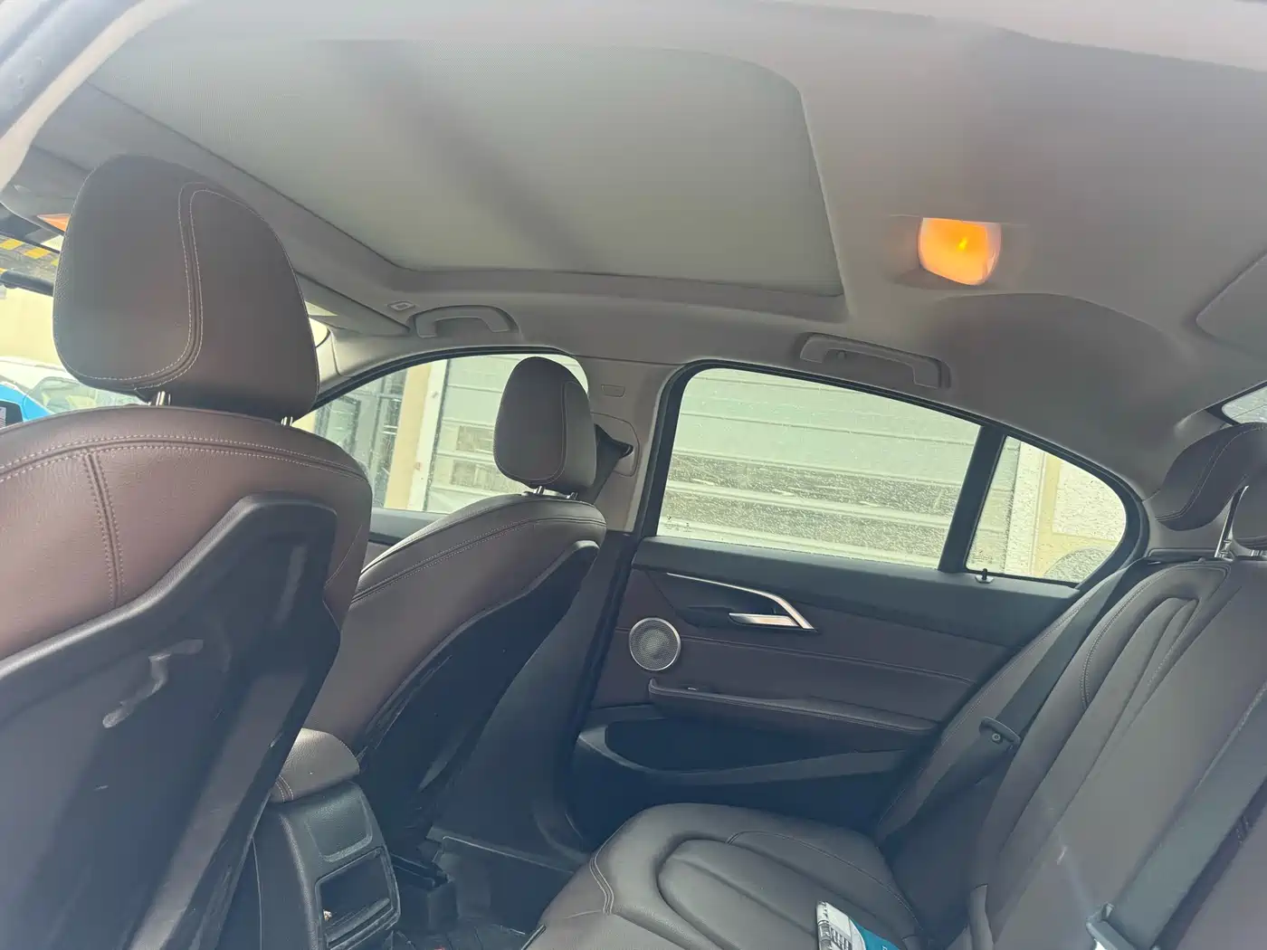 BMW 1 Series 2021 120i M Sport Shadow Edition фото 5