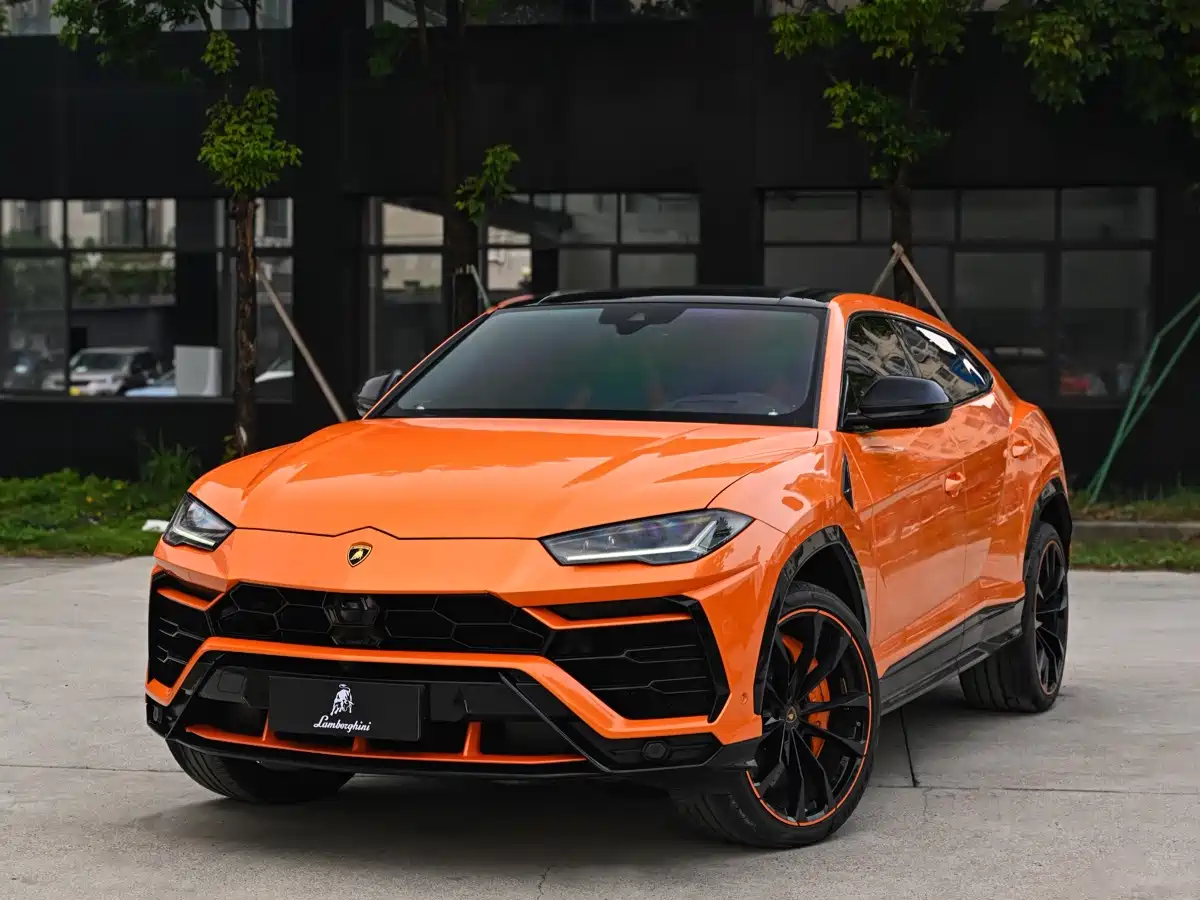 Lamborghini Urus 2021 — пригон из Китая