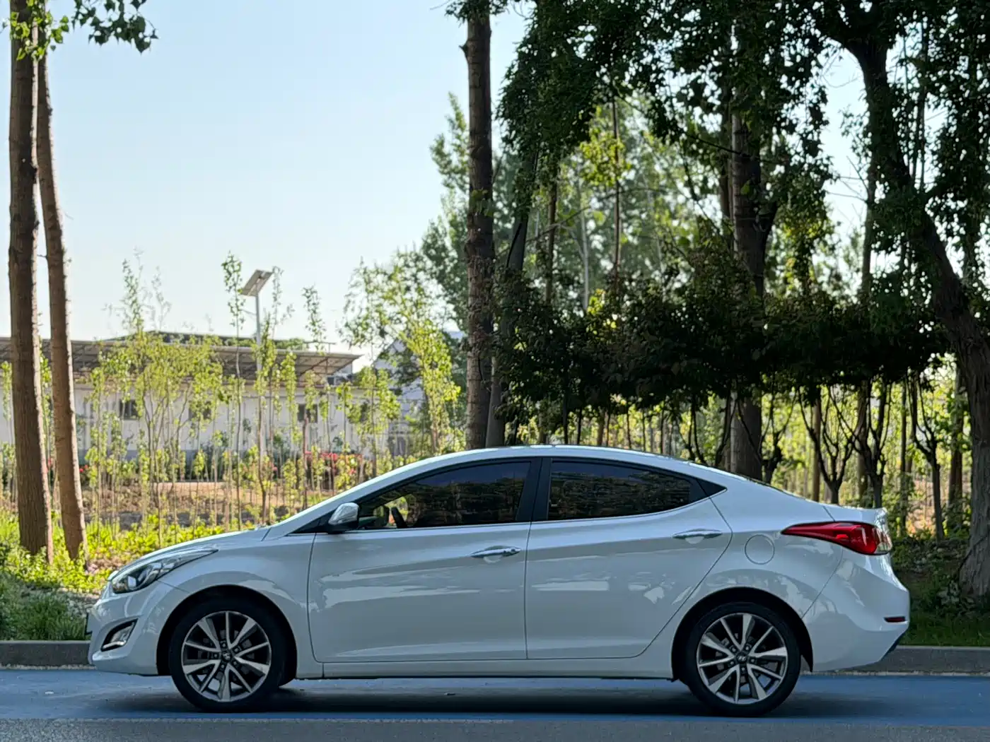 Hyundai Langdong 2015 1.6L Auto Premium фото 3