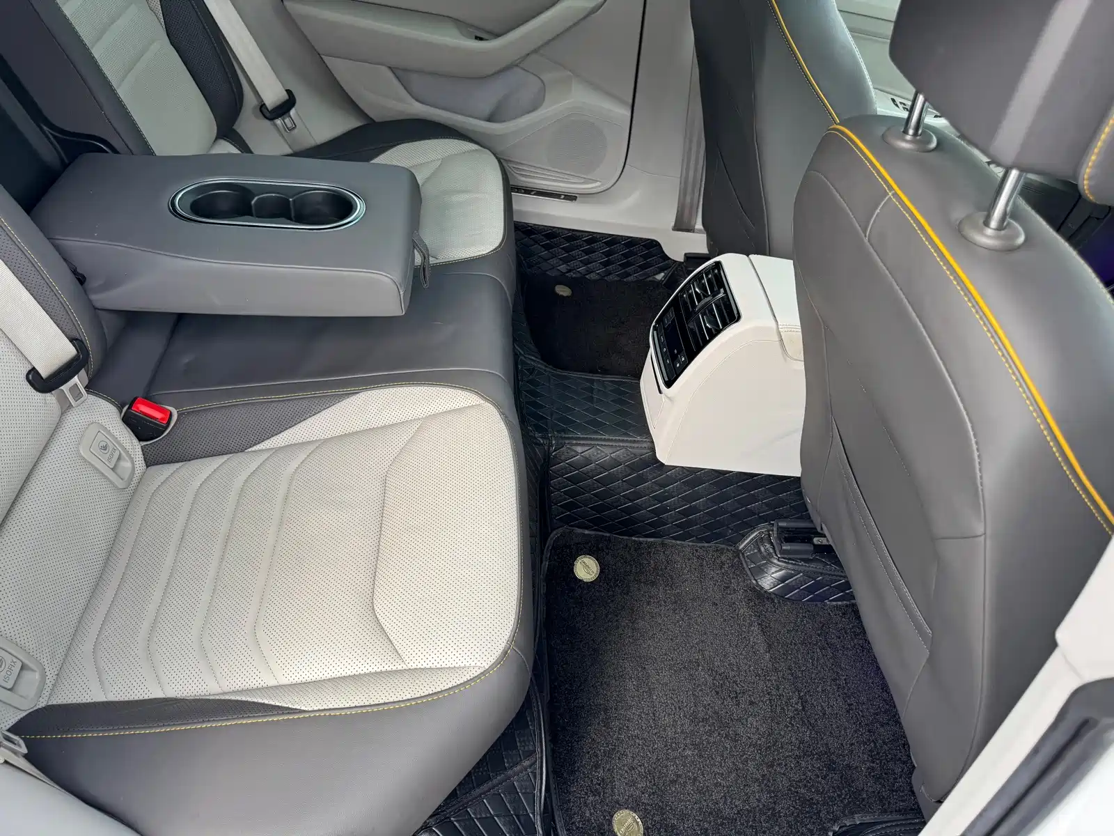 Photo 20 - Volkswagen CC