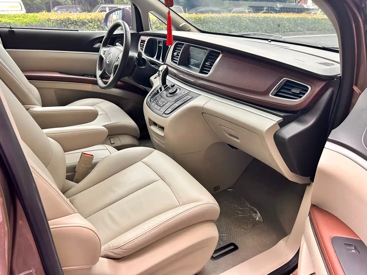 Buick GL8 2018 28T Luxury Model China VI фото 16
