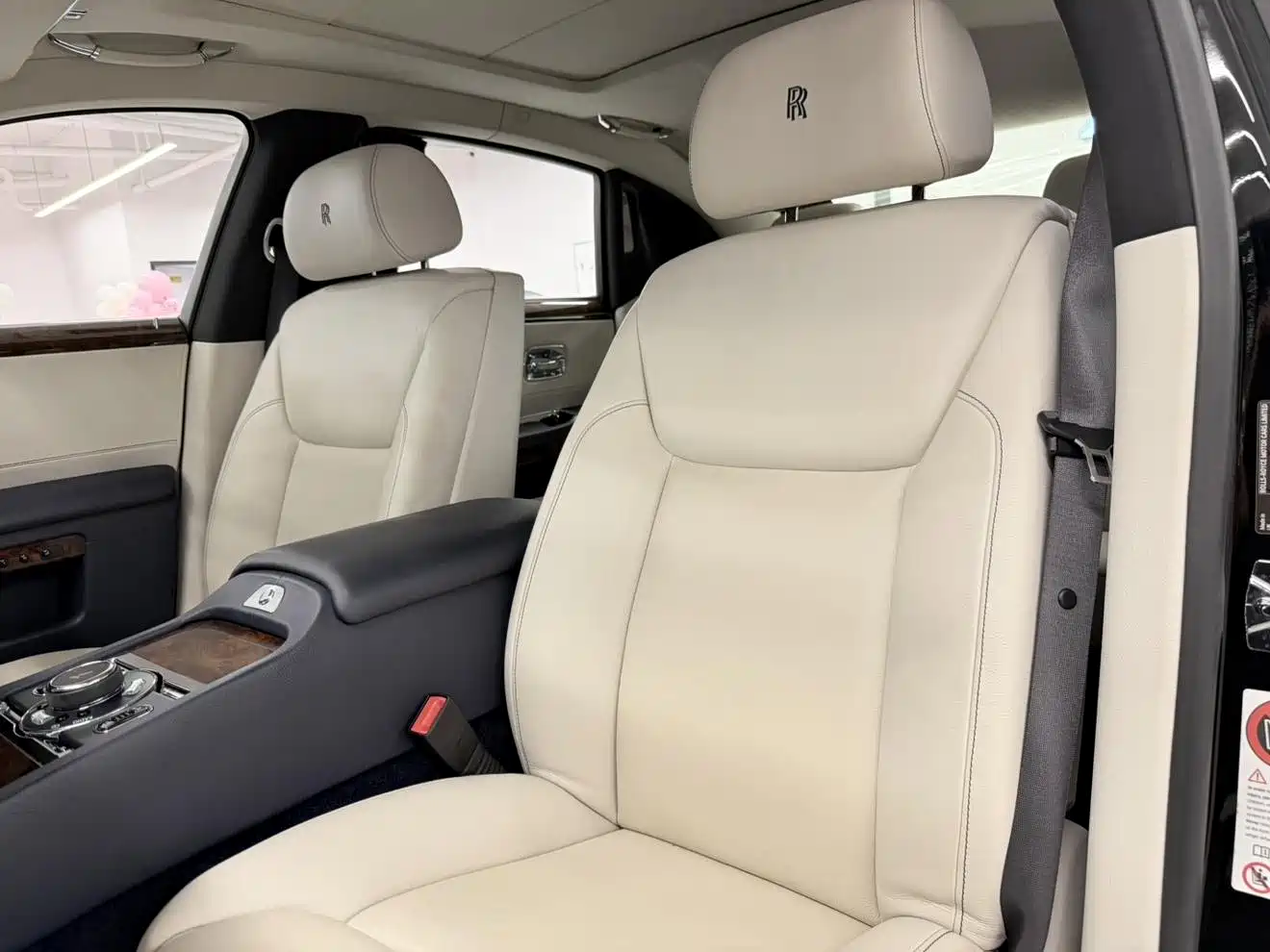 Фото 6 - Rolls-Royce Ghost