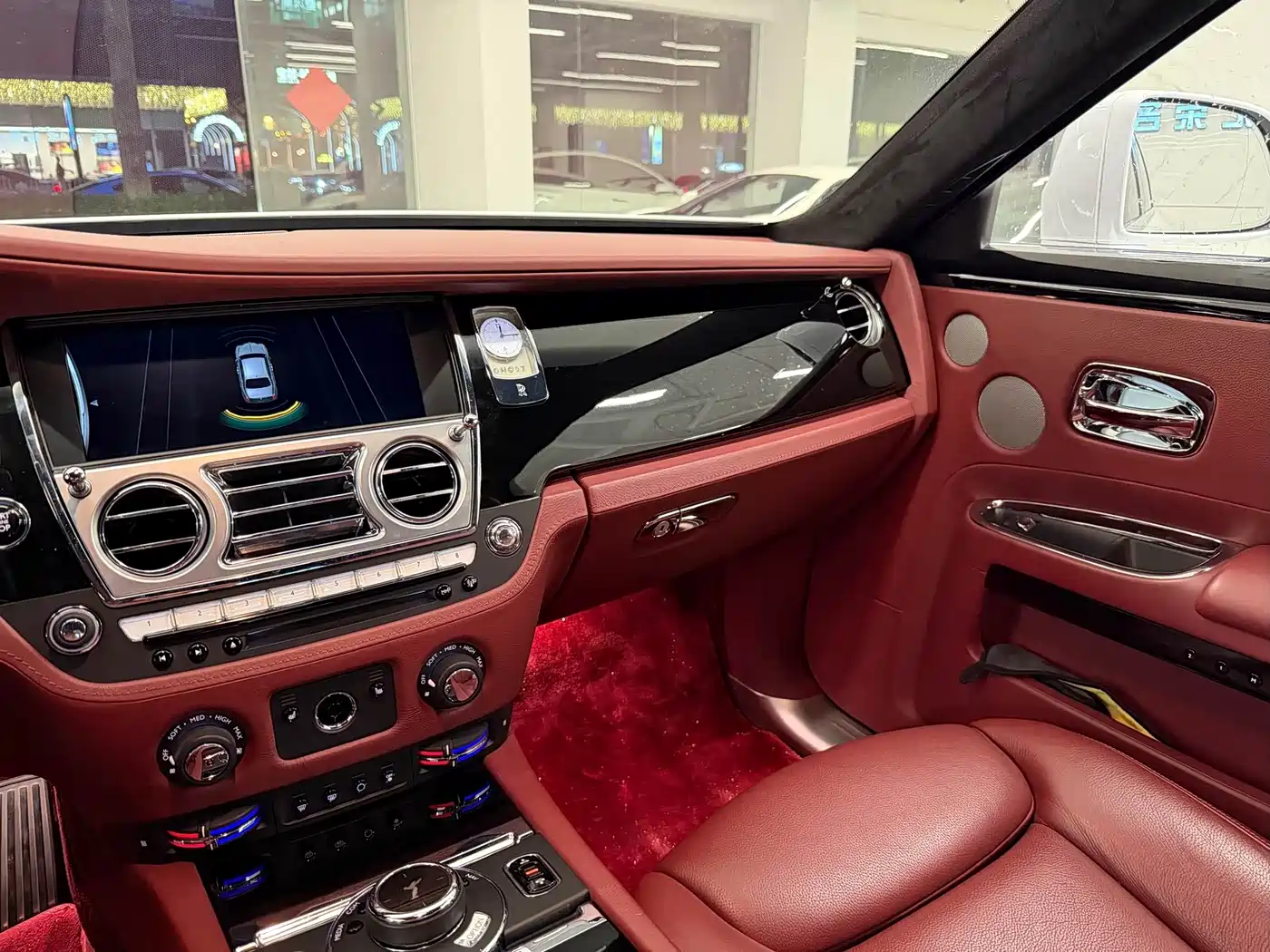 Rolls-Royce Ghost 2018 2018 6.6T Standard Wheelbase