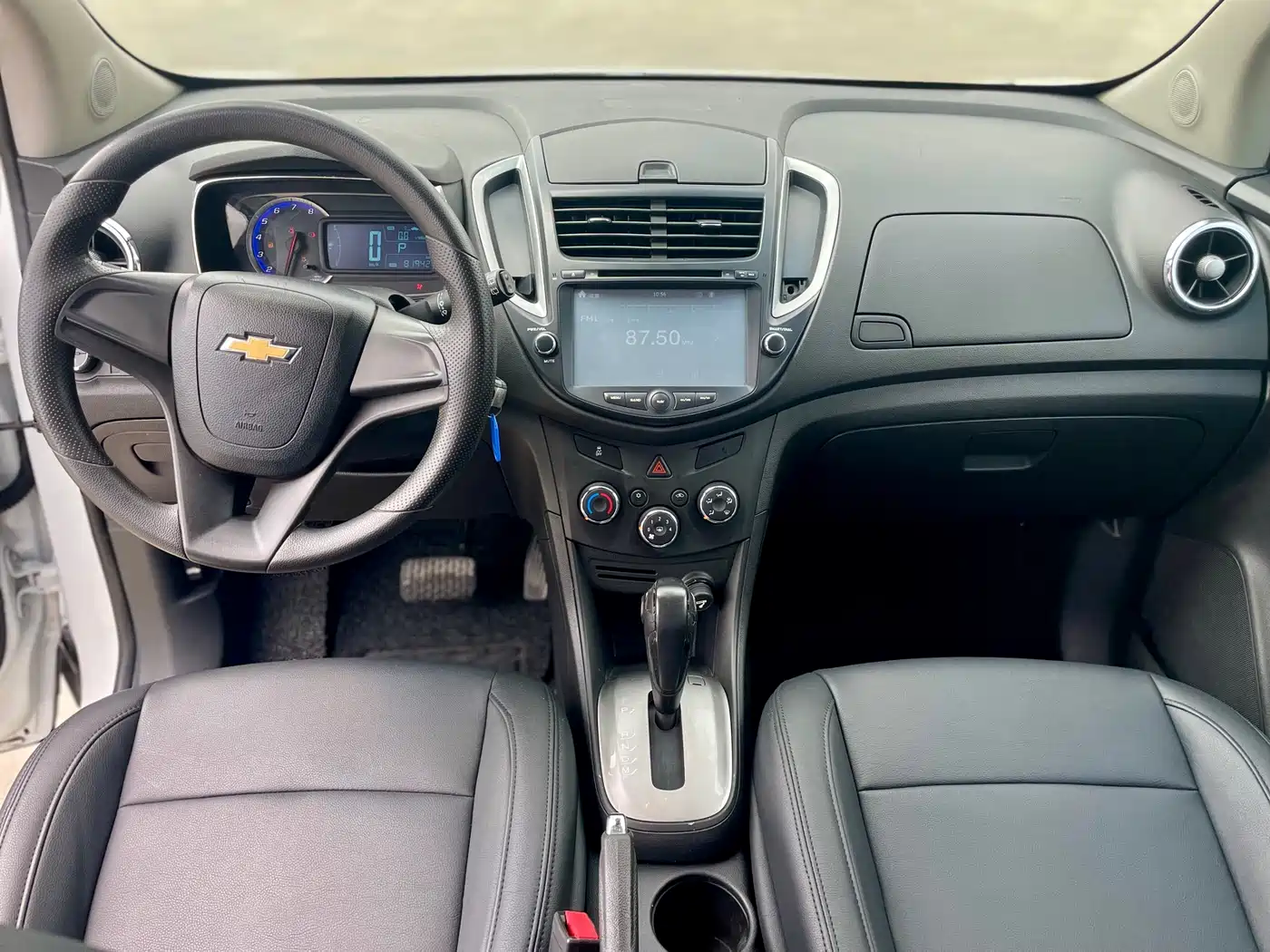Chevrolet Trax 2014 1.4T Automatic 2WD Comfort фото 12