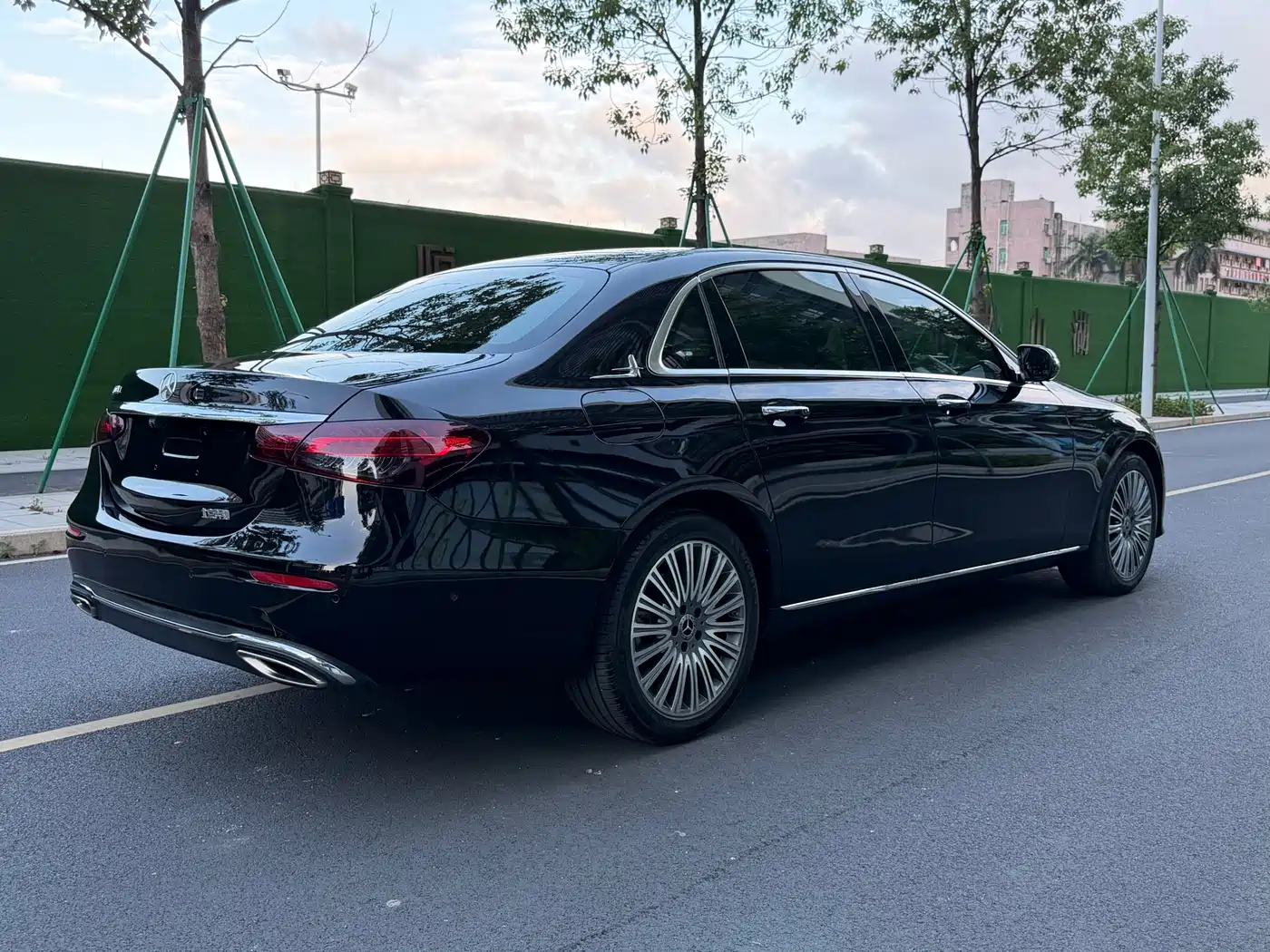 Mercedes-Benz E-Class 2021 E 300 L Premium фото 9