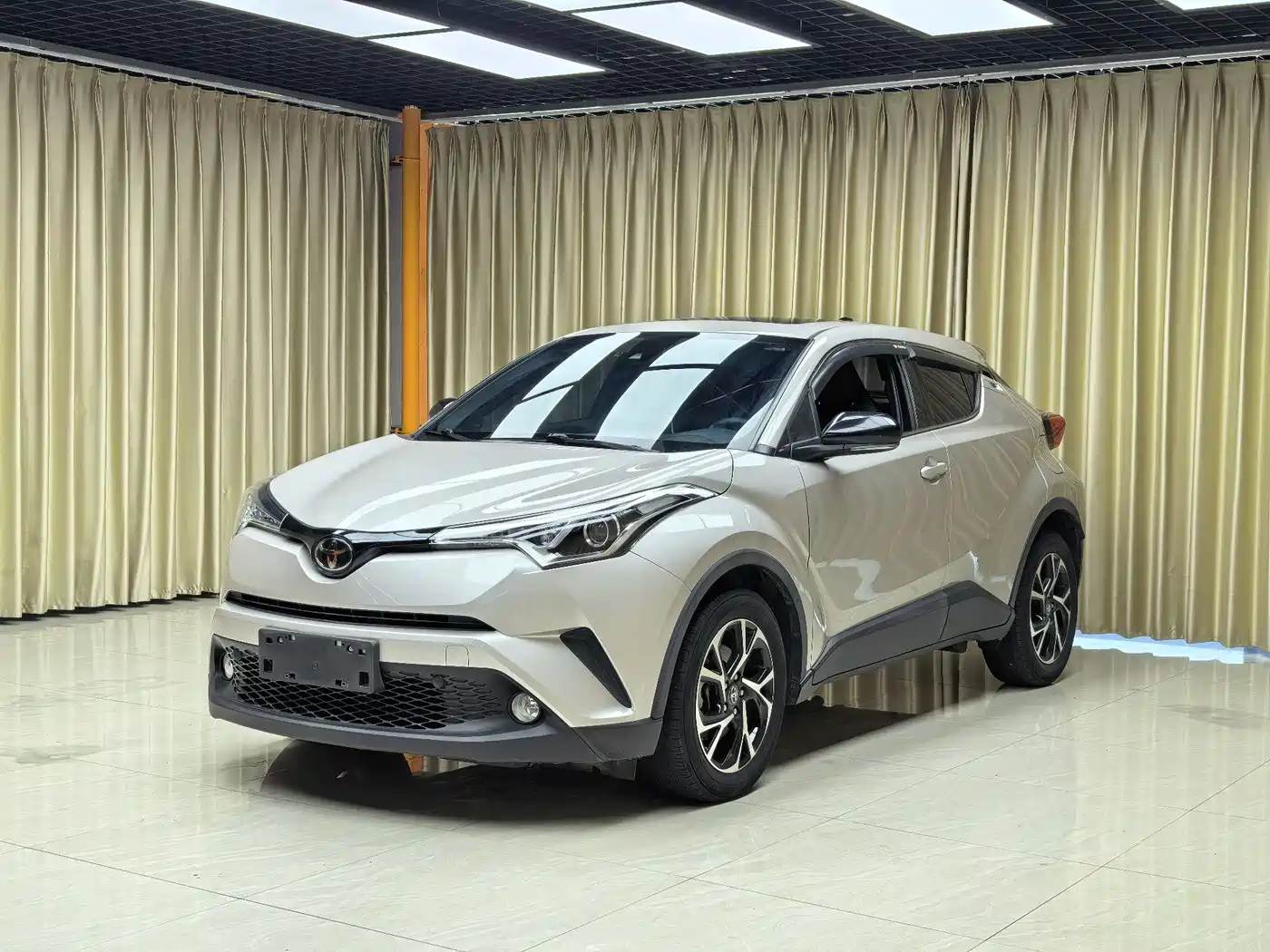 Toyota C-HR 2020 Model 2.0L Comfort