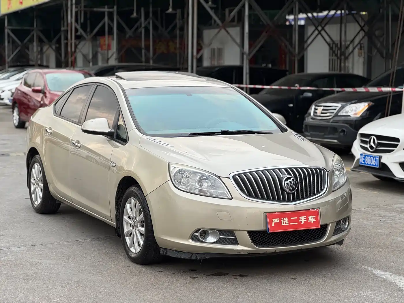 Buick Excelle 2013 GT 1.6L Automatic Fashion Edition фото 3