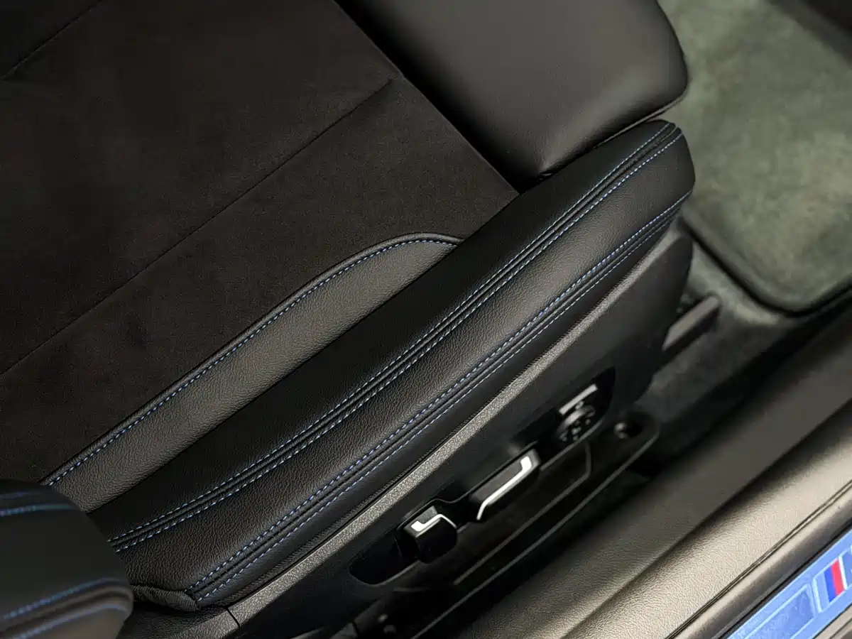 BMW M2 2024 M2 фото 15