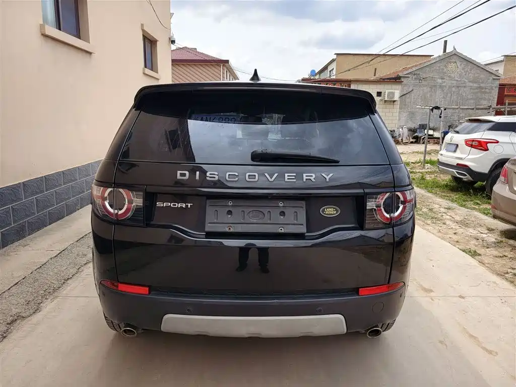 Land Rover Discovery Sport 2019 240PS SE Edition China VI фото 6