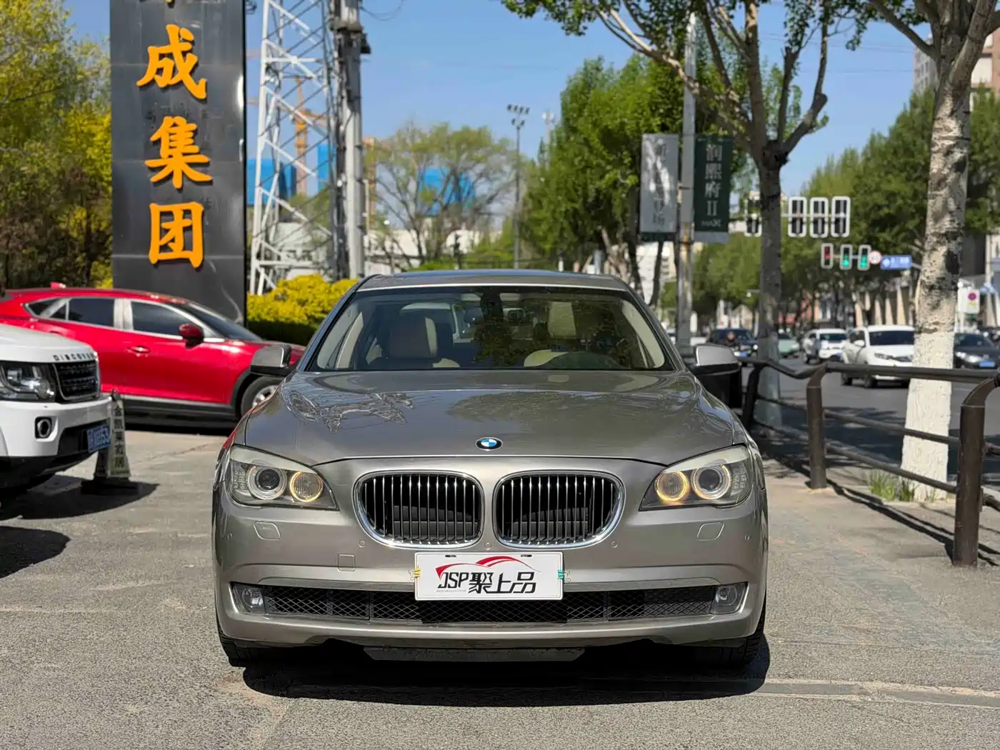 BMW 7 Series 2009 740Li Premium фото 2