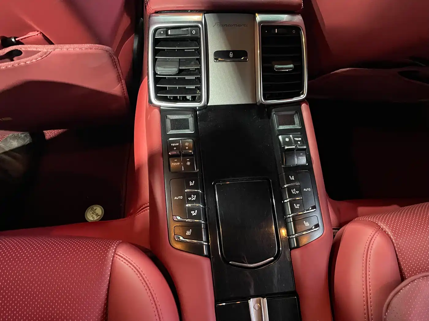 Porsche Panamera 2014 Panamera 4 3.0T фото 18