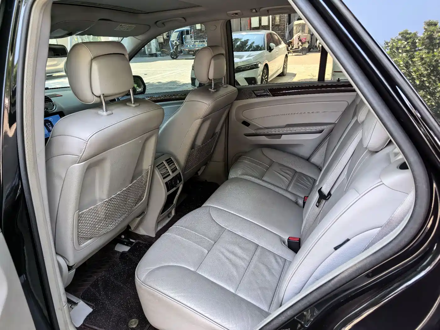 Mercedes-Benz M-Class 2008 Model ML 500 4MATIC фото 5