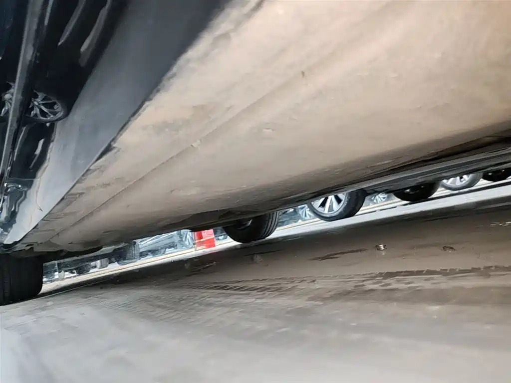 Volkswagen Magotan GTE Plug-in Hybrid 2022 GTE Luxury фото 21