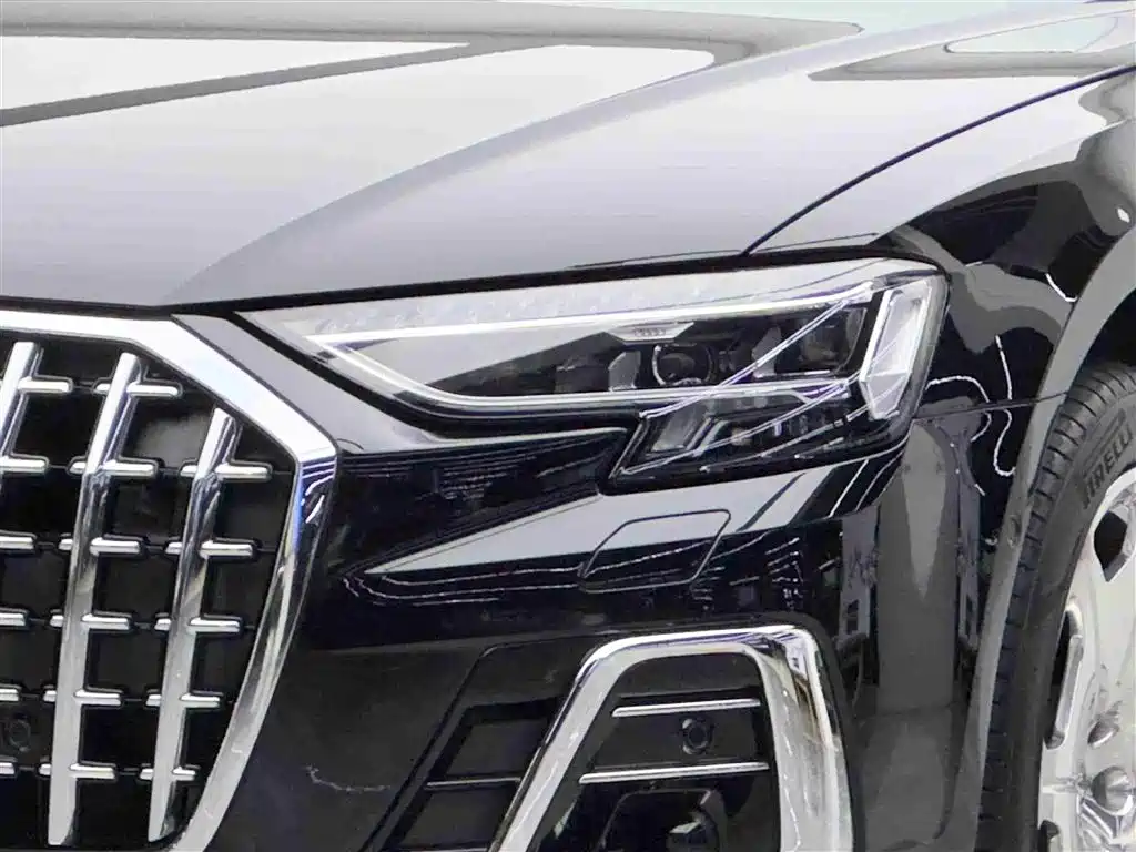 Audi A8 2025 A8L Horch Founder Edition 55TFSI фото 3