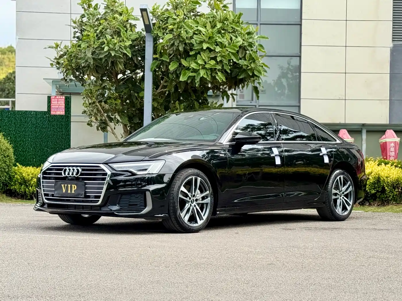 Audi A6L 2022 40 TFSI Luxury Dynamic