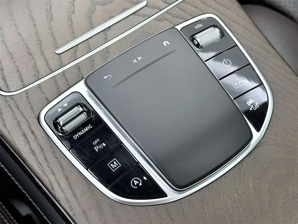 Mercedes-Benz GLC 2020 Facelift GLC 300 L 4MATIC Dynamic фото 23
