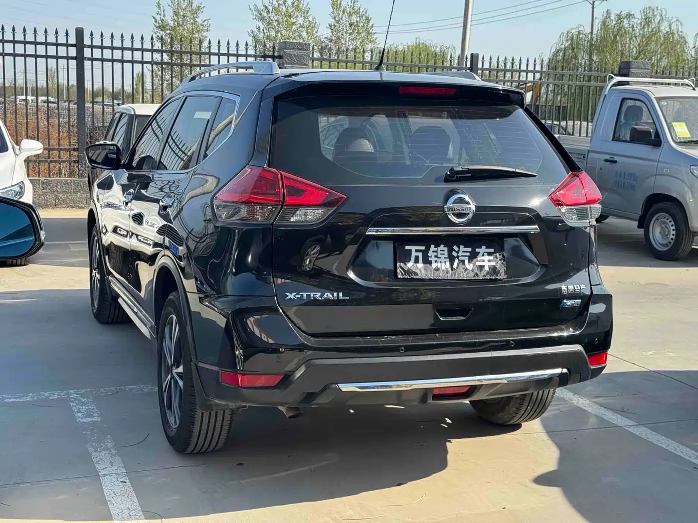 Фото 6 - Nissan X-Trail