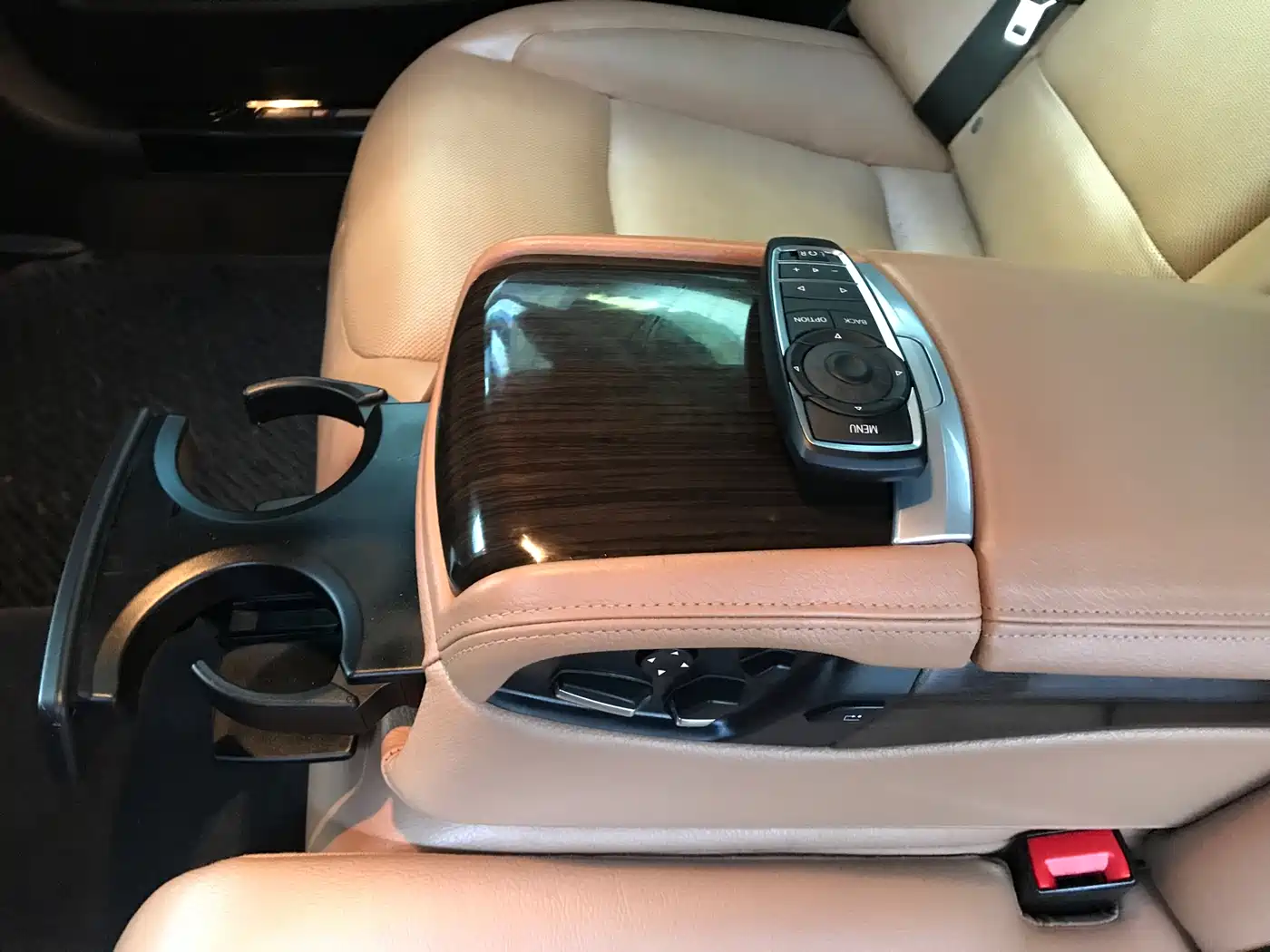 BMW 7 Series 2009 740Li Luxury фото 27