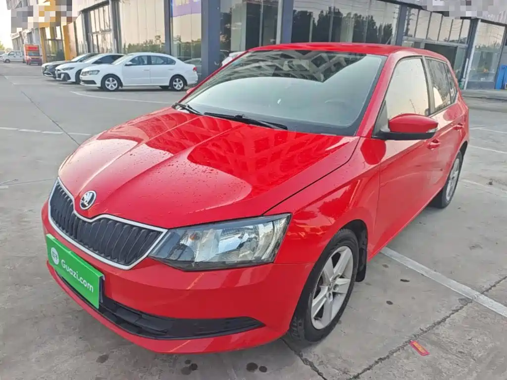 Škoda Fabia 2017 2016 1.4L Automatic Car Enjoy Edition