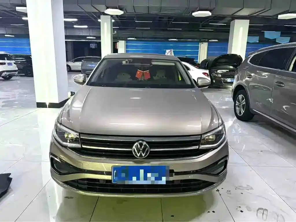 Фото 2 - Volkswagen Bora