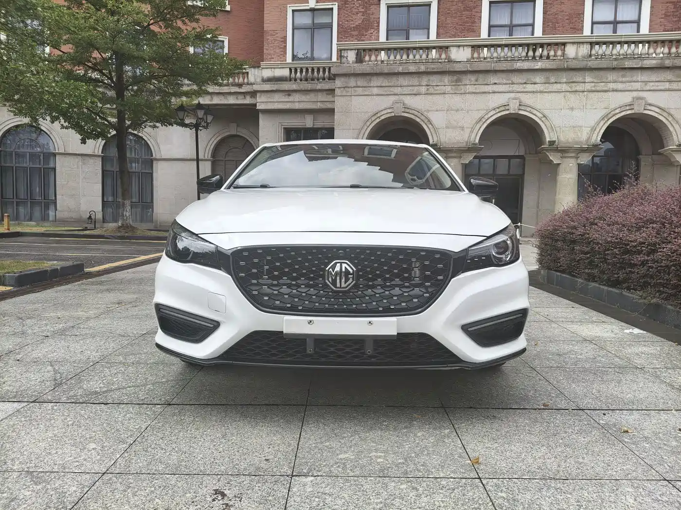 Photo 2 - MG MG6