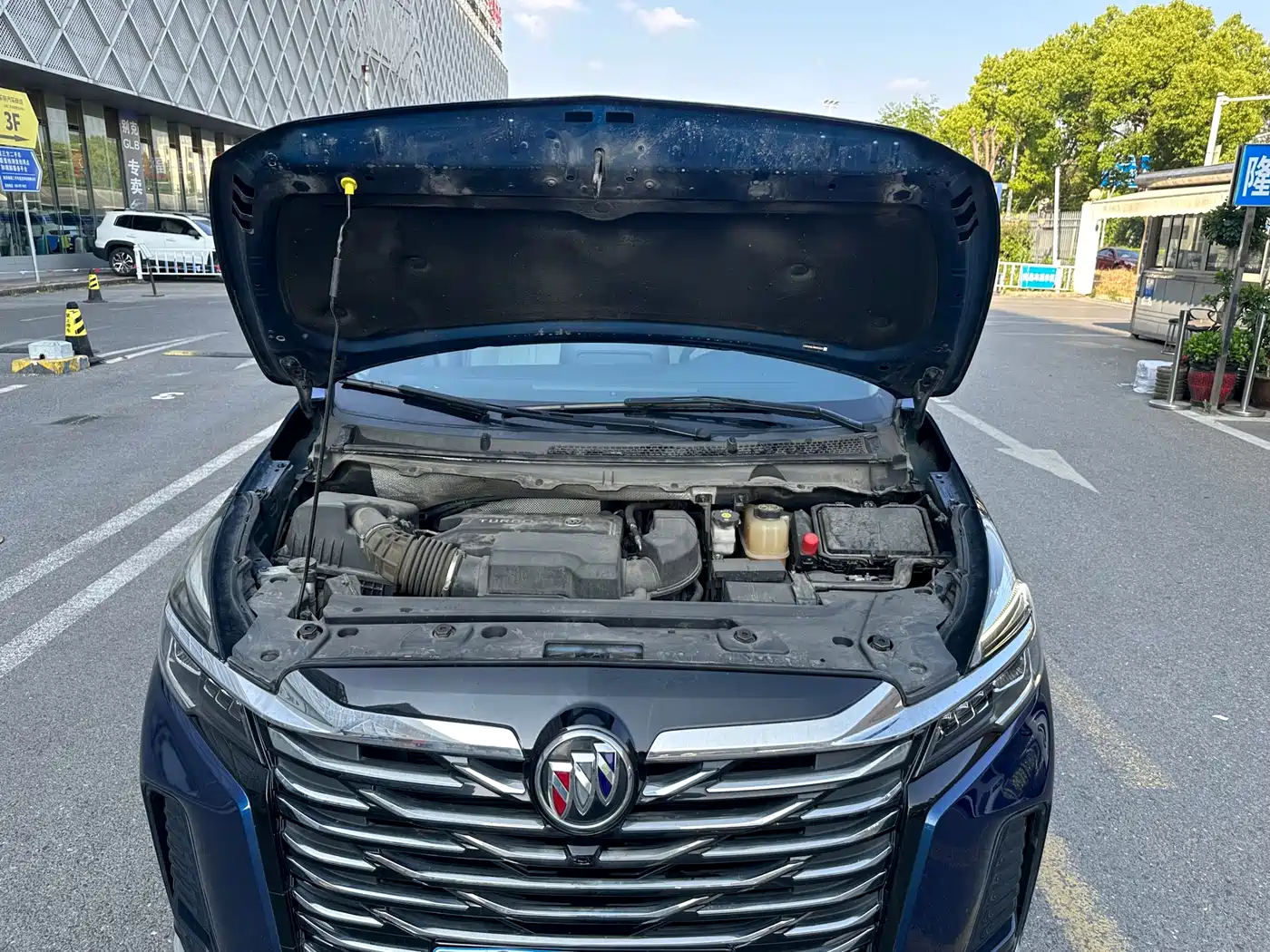 Buick GL8 2023 Land Business Class 652T Luxury фото 11