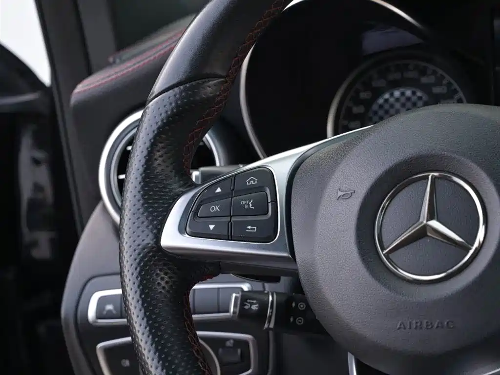 Mercedes-Benz GLC AMG 2017 AMG GLC 43 4MATIC фото 12