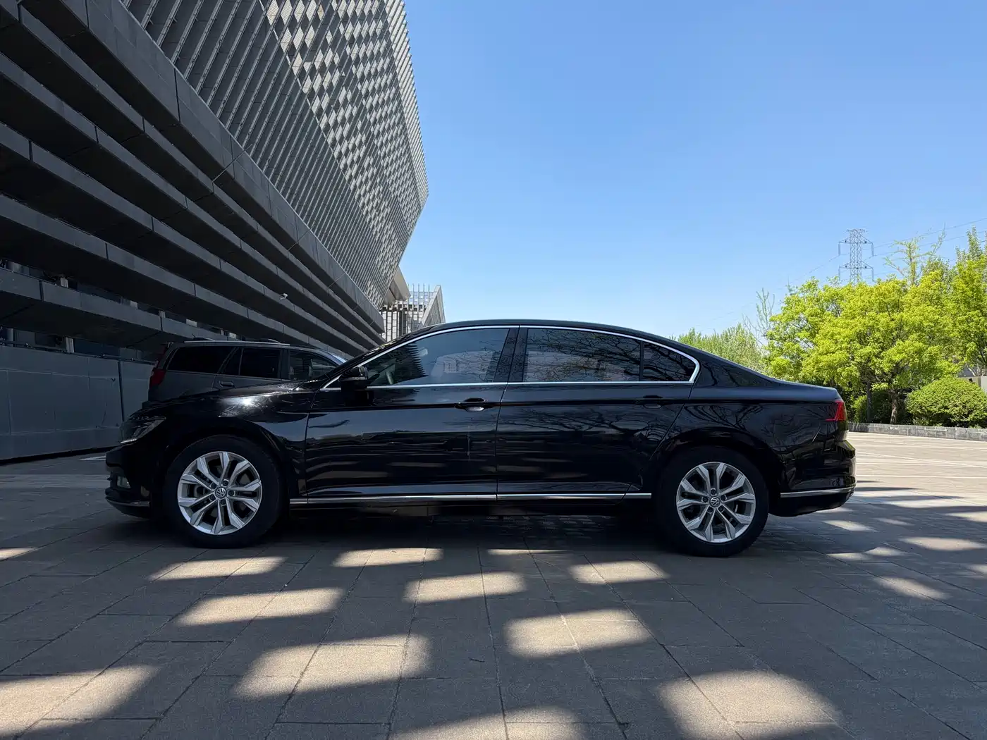 Volkswagen Magotan 2018 Facelift 330TSI DSG Luxury фото 8