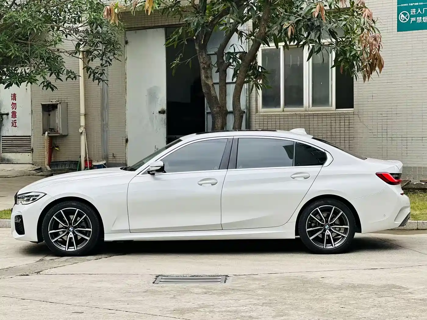 BMW 3 Series 2022 320Li M Sport Package фото 3