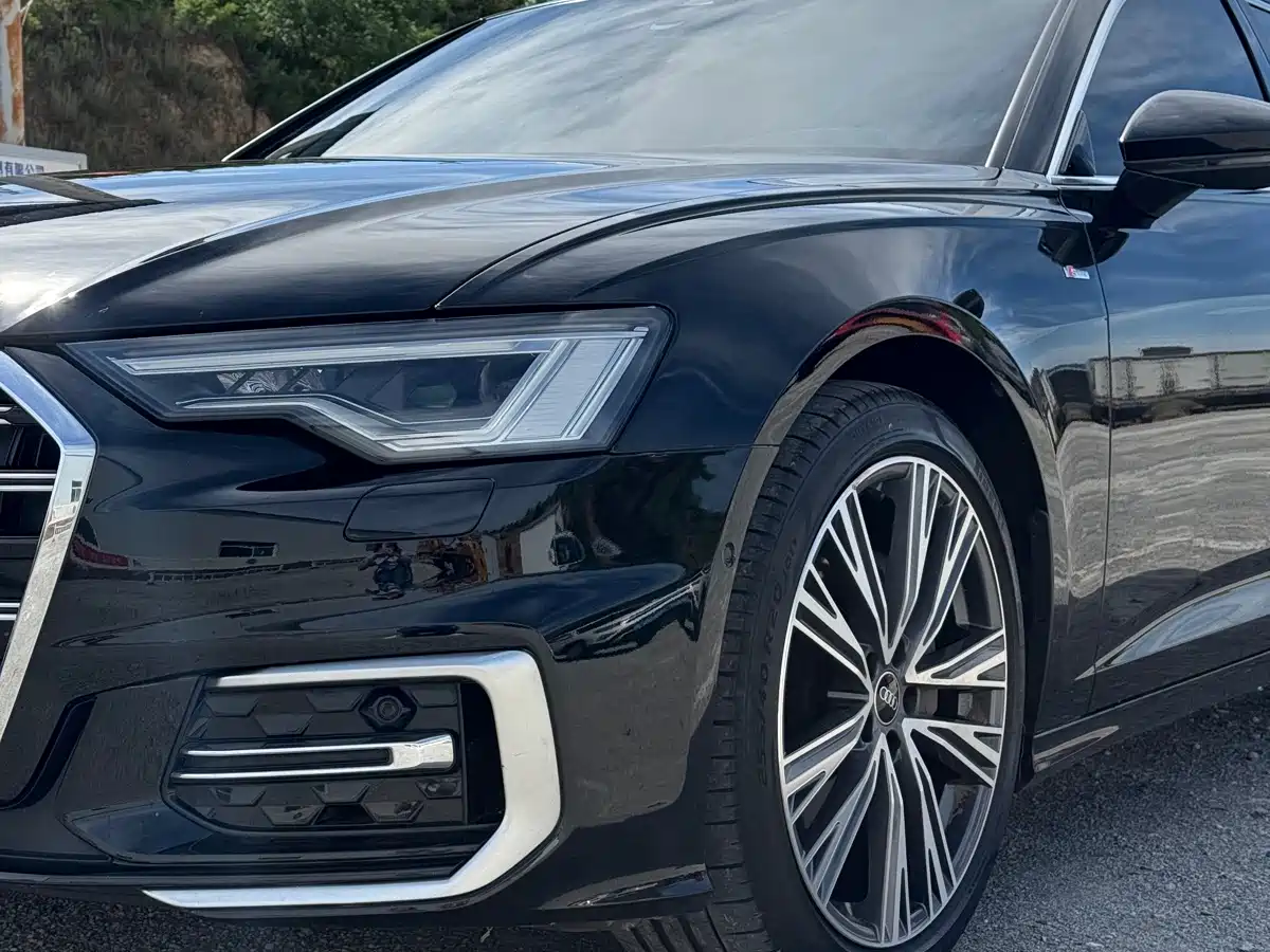 Audi A6L 2024 45 TFSI Premium Dynamic фото 3