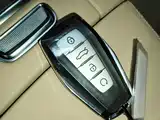 Фото 9 - Geely Monjaro