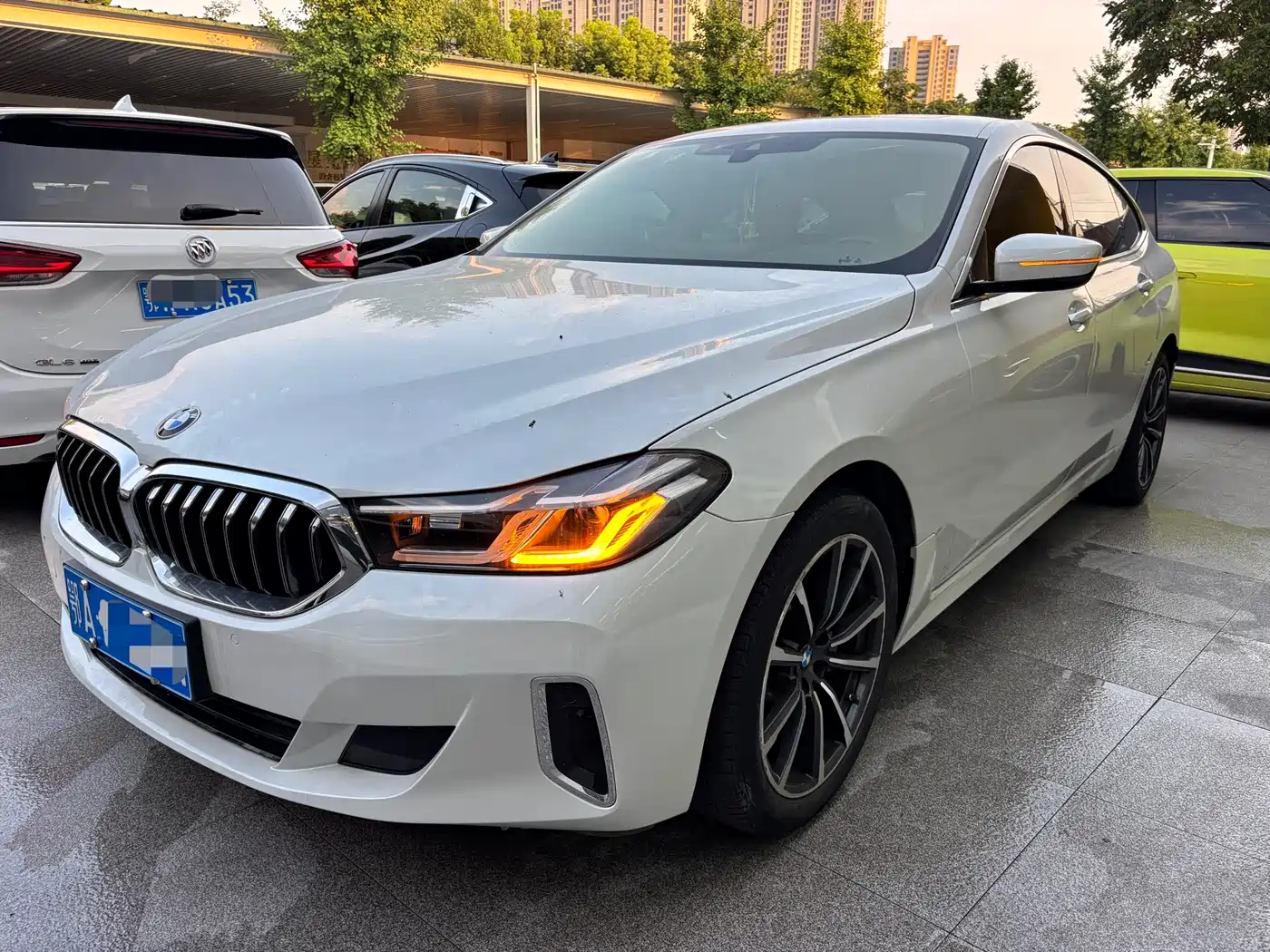 BMW 6 Series GT 2021 630i Luxury Design Package